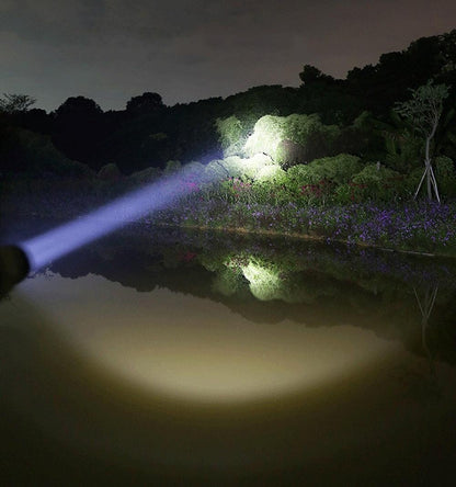 Linterna LED Multifuncional Recargable